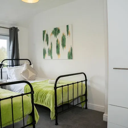 Imagination By Olauda Sa - 3 Bed House With Free Parking *