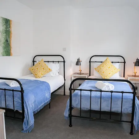 Imagination By Olauda Sa - 3 Bed House With Free Parking *