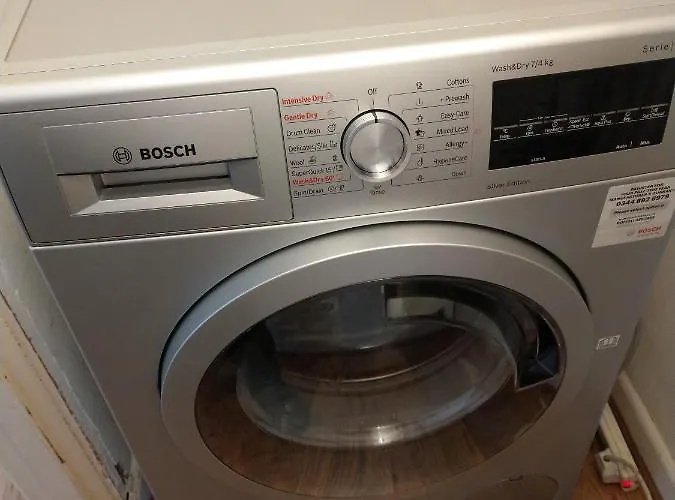 Imagination By Olauda Sa - 3 Bed House With Free Parking 布里斯托