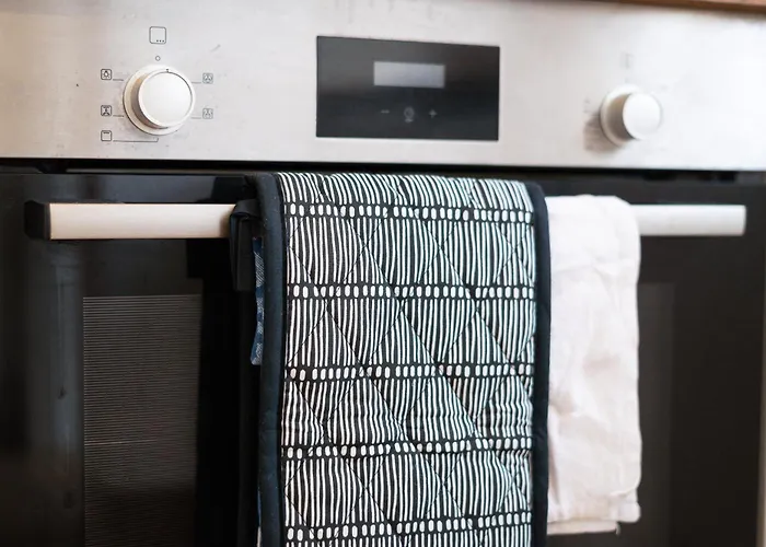 Imagination By Olauda Sa - 3 Bed House With Free Parking