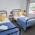 Imagination By Olauda Sa - 3 Bed House With Free Parking Μπρίστολ