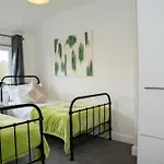 Imagination By Olauda Sa - 3 Bed House With Free Parking *