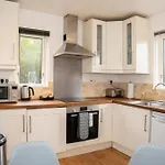 Imagination By Olauda Sa - 3 Bed House With Free Parking Σπίτι διακοπών *