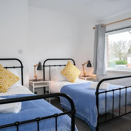 Nyaraló Imagination By Olauda Sa - 3 Bed House With Free Parking *