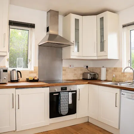 Nyaraló Imagination By Olauda Sa - 3 Bed House With Free Parking Bristol