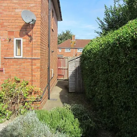 Nyaraló Imagination By Olauda Sa - 3 Bed House With Free Parking *